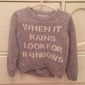 Adorable high low sweater!